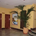 Готель San Vicente - Centro Playa Коніль-де-ла-Фронтера