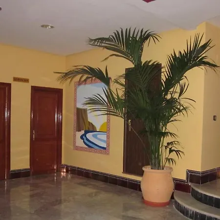 Отель San Vicente - Centro Playa Кониль-де-ла-Фронтера