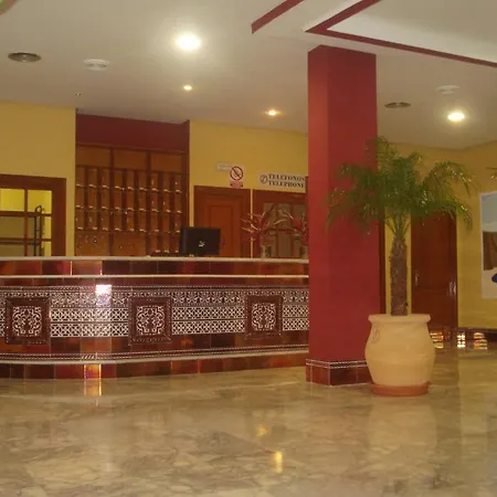 Отель San Vicente - Centro Playa Кониль-де-ла-Фронтера