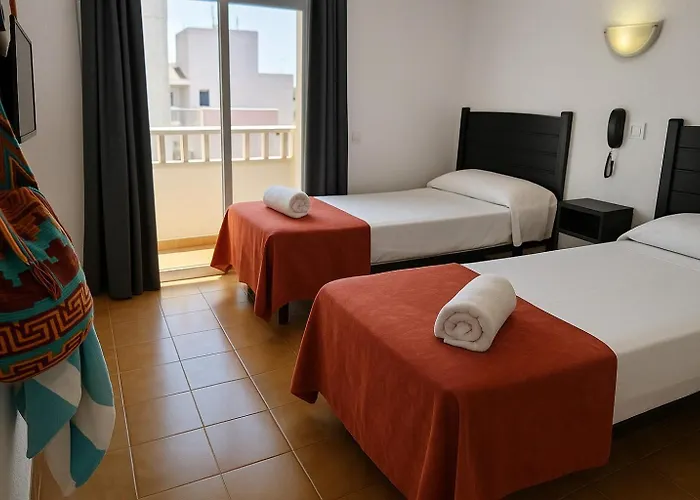 San Vicente فندق كونيل ذي لا فرونتيرا