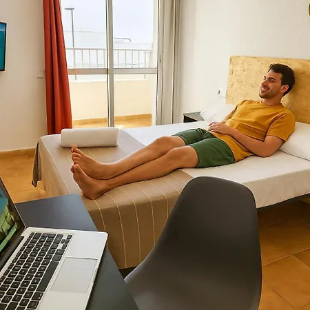 San Vicente Отель 2*